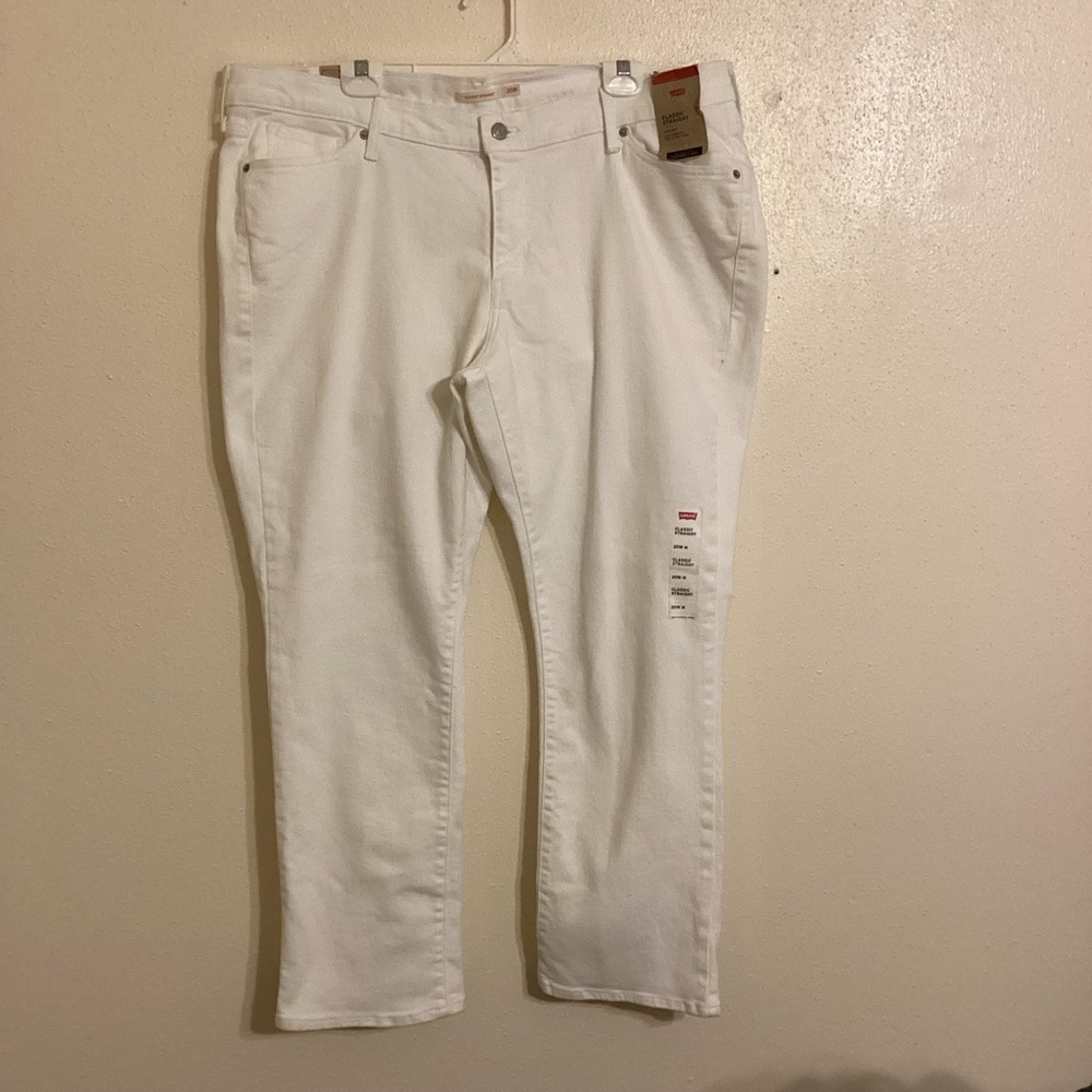 NWT Women’s White Levis Mid Rise Classic Straight Size 20 W / M
